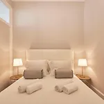 Casa Portuguesa Combro Apartment Lisbon