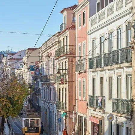 Casa Portuguesa Combro 아파트 *